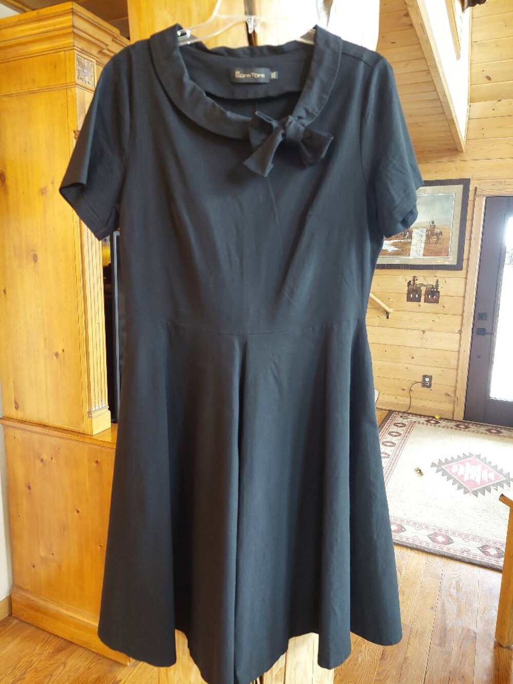 Gown Town, black, fit and flare Vintage 1950s look, zip side size 3xl